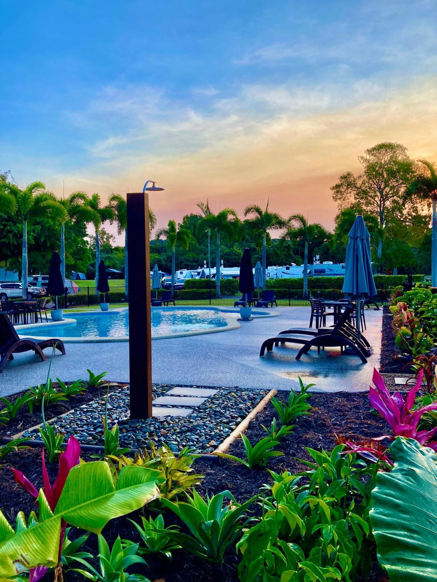 Bali Hai Holiday Park Mission Beach Bagian luar foto